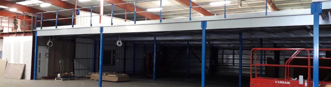 Plateforme et mezzanine de stockage