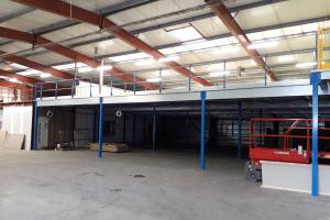 Plateforme, mezzanine de stockage Marseille 13