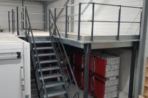 Plateforme et mezzanine de stockage Donzenac 19